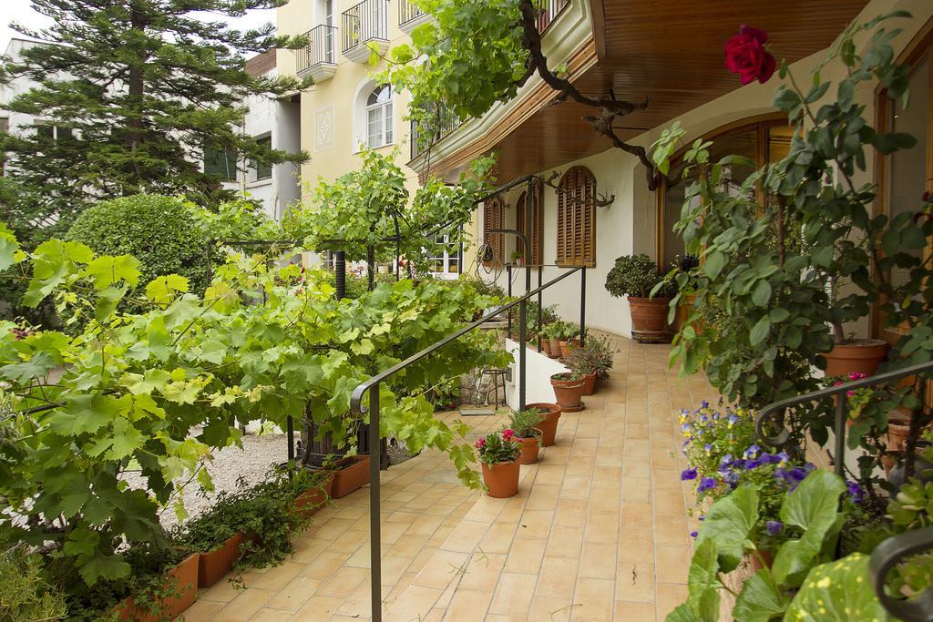 Hotel Antiga Calafell Extérieur photo